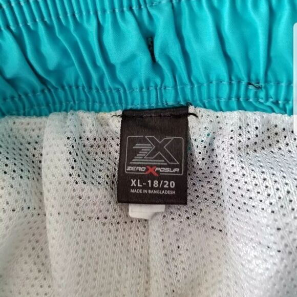 ZeroXPosur junors Boys XLarge (18-20) Swim Trunks - Picture 4 of 4